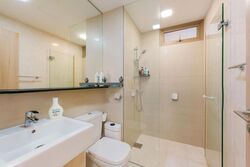 Waterfront Gold (D16), Condominium #623218911